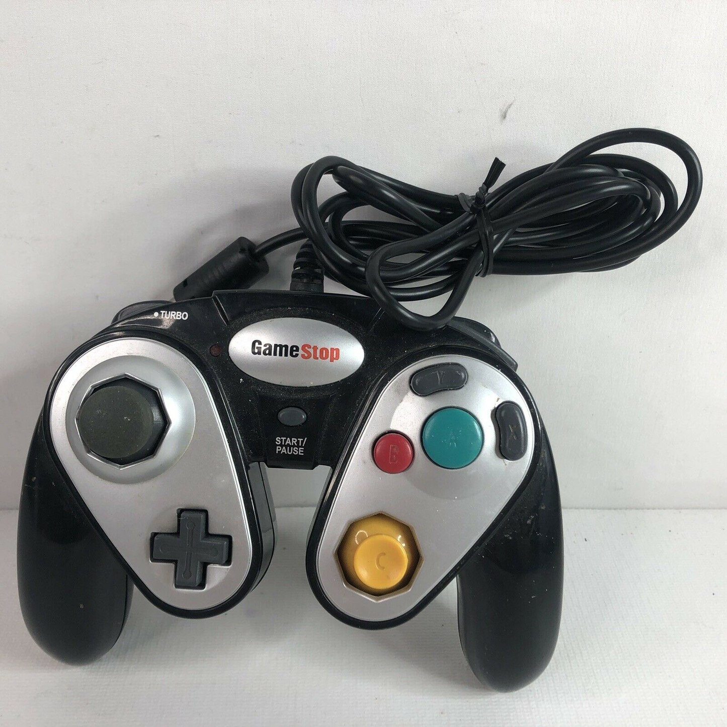 Controller Wired Gamestop Sliver and black - Gamecube
