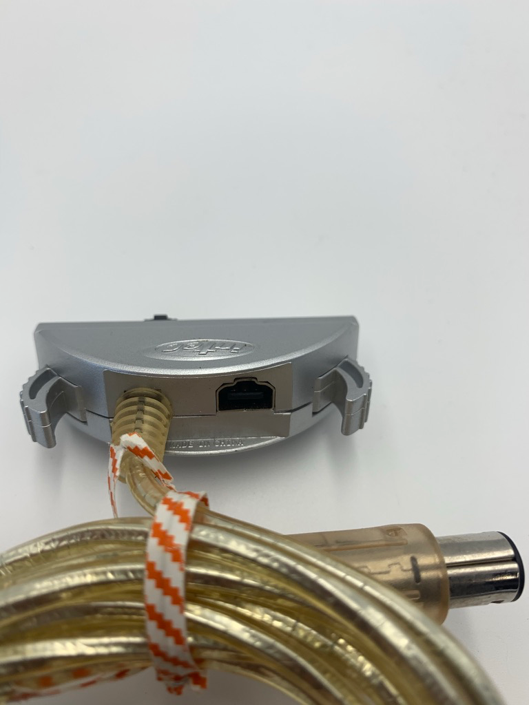Gameboy Advance Link Cable Intec Raised Logo Clear Sliver - Gamecube