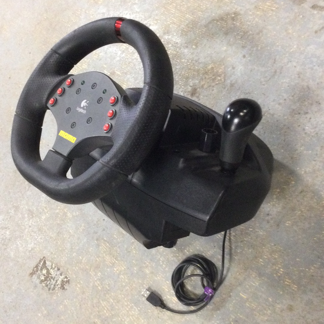 Logitech Momo Racing Force Race Wheel - PC