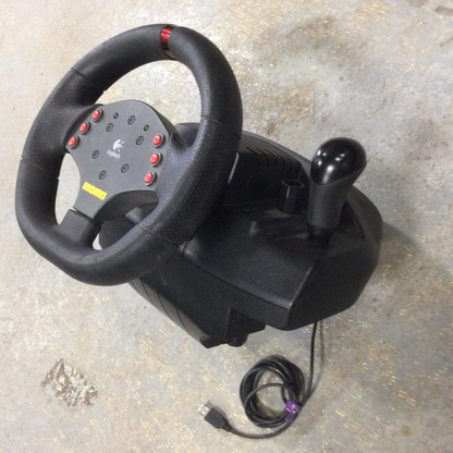 Logitech Momo Racing Force Race Wheel - PC