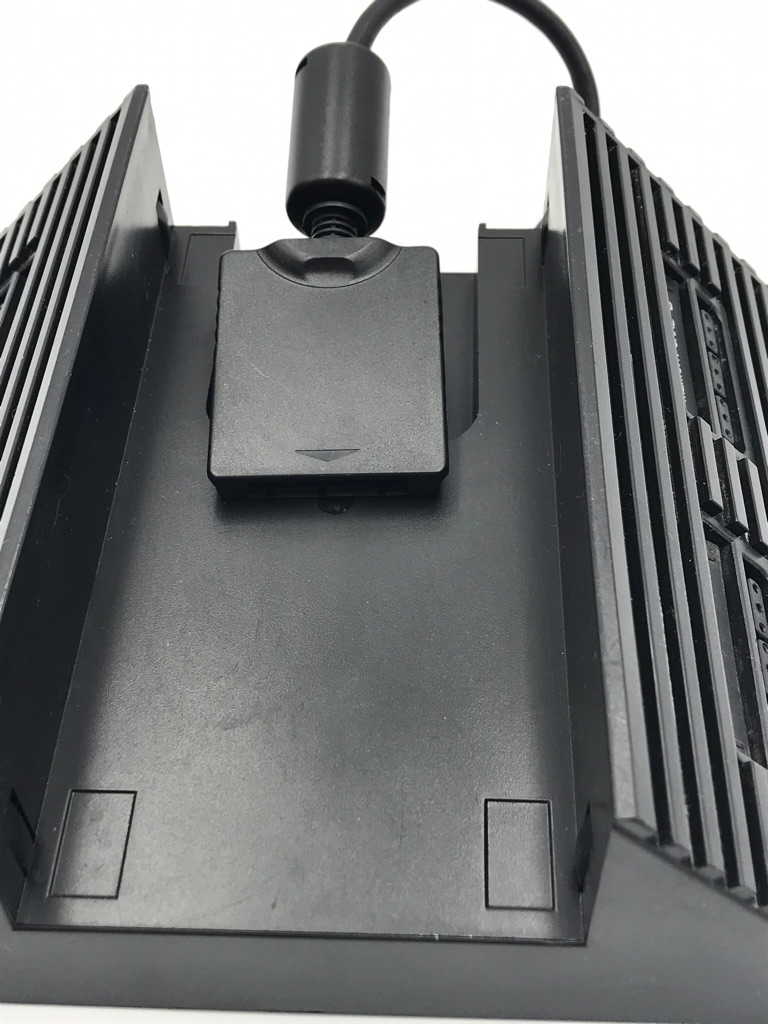 Multi-Tap Dreamgear PS2 V-Stand Adapter - PS2