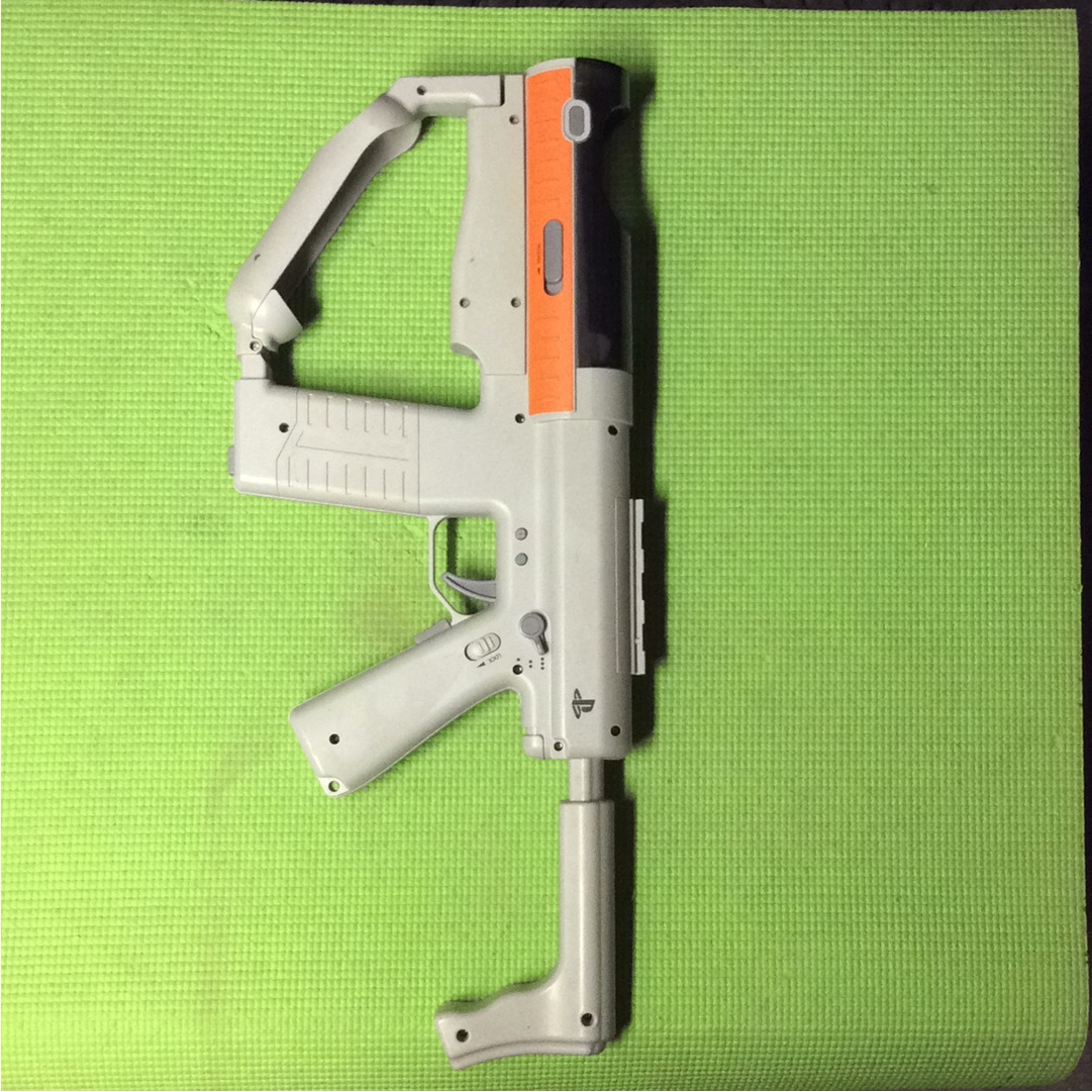 Console System | S 1TB White Model 1681 - Xbox One