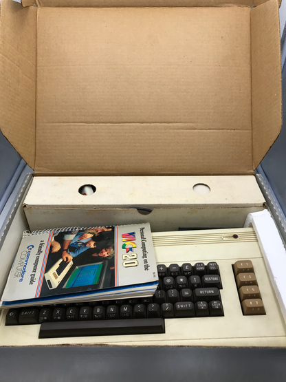 VIC-20 - Commodore Computer
